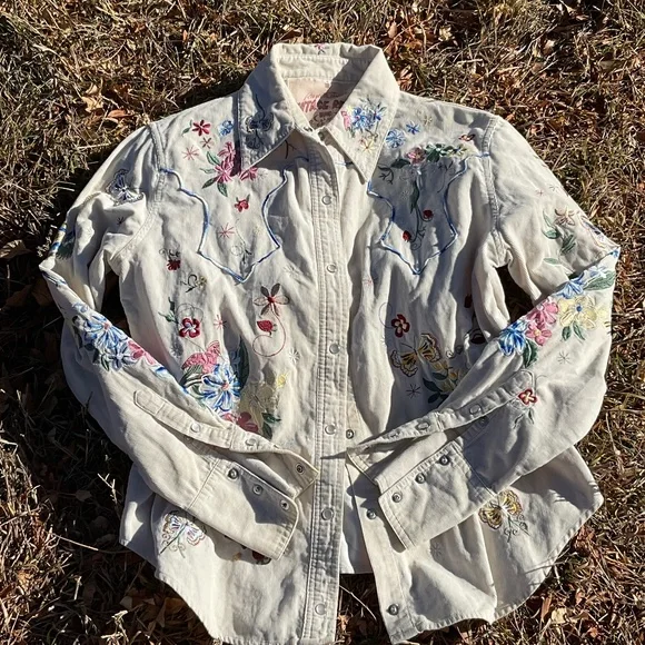 Whimsical Westen-Wear, snap button tan corduroy blouse - Picture 5 of 16